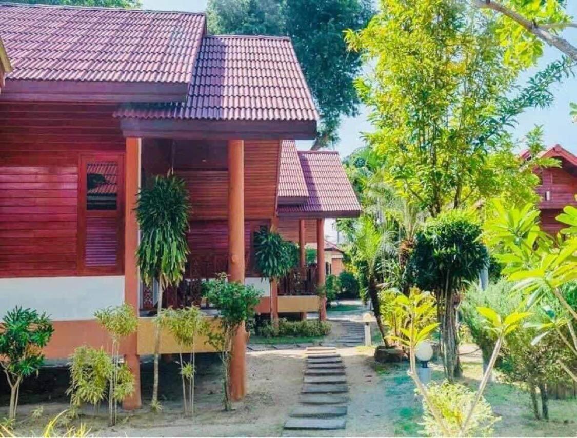 Phangan Lodge بان تاي المظهر الخارجي الصورة