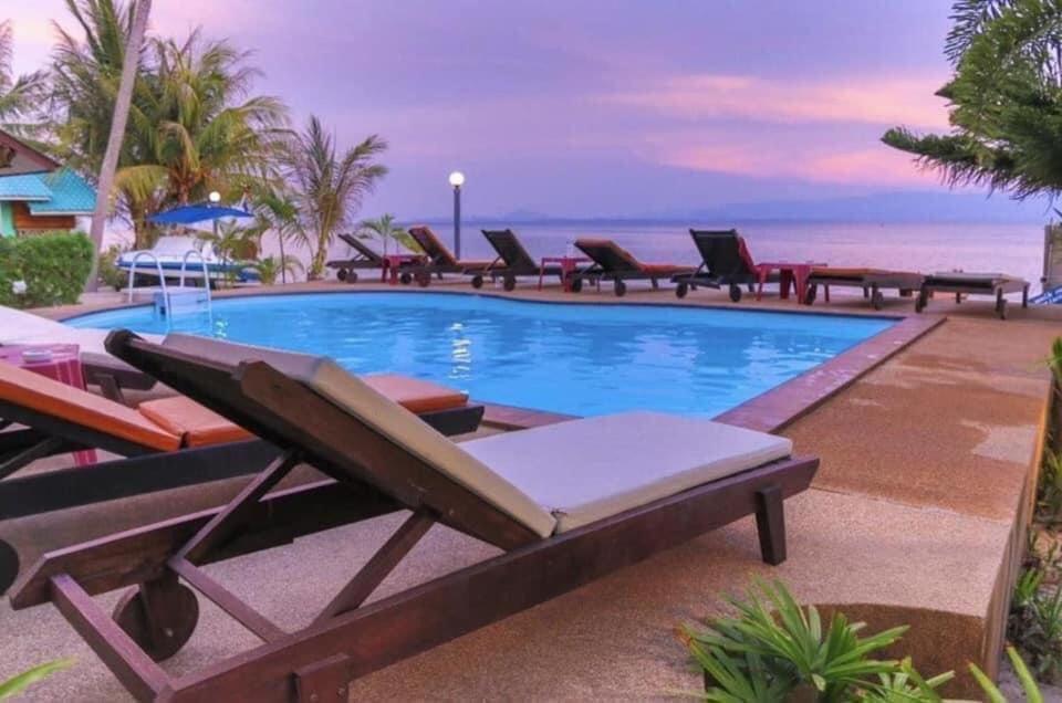 Phangan Lodge بان تاي المظهر الخارجي الصورة