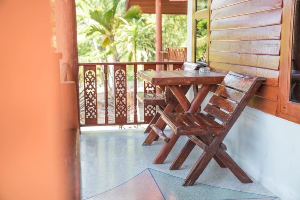 Phangan Lodge بان تاي المظهر الخارجي الصورة